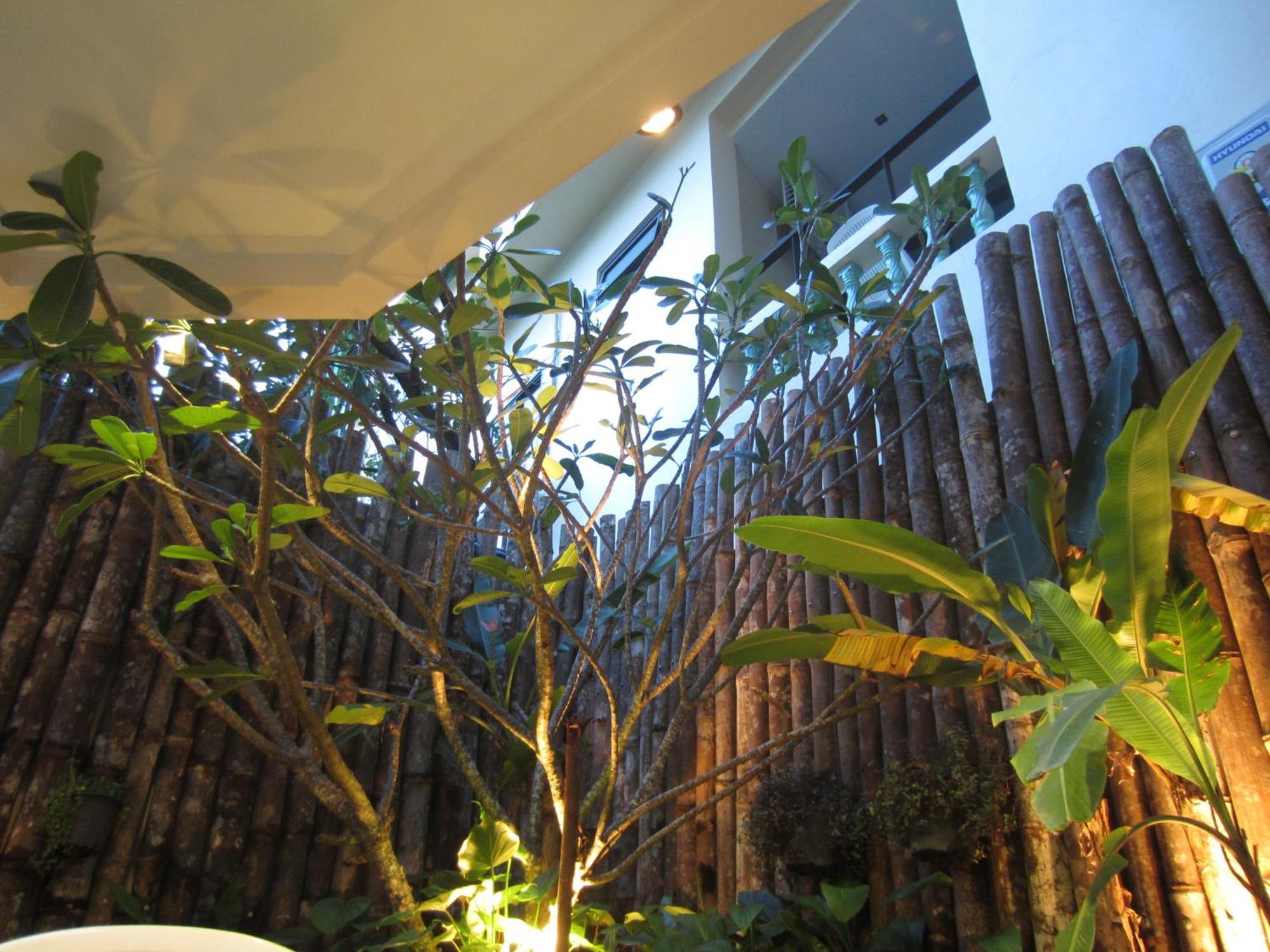 The Wave Hotel Patong Sha Phuket Exterior foto